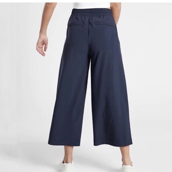 Athleta Brooklyn/Wide Leg Crop Pant (Style 531157-03) – Navy, Size 10T - Picture 1 of 9
